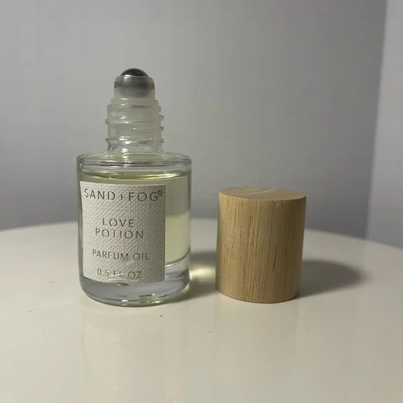Sand + Fog “Love Potion” Scented Roll on Oil - NWT ** - Picture 3 of 3